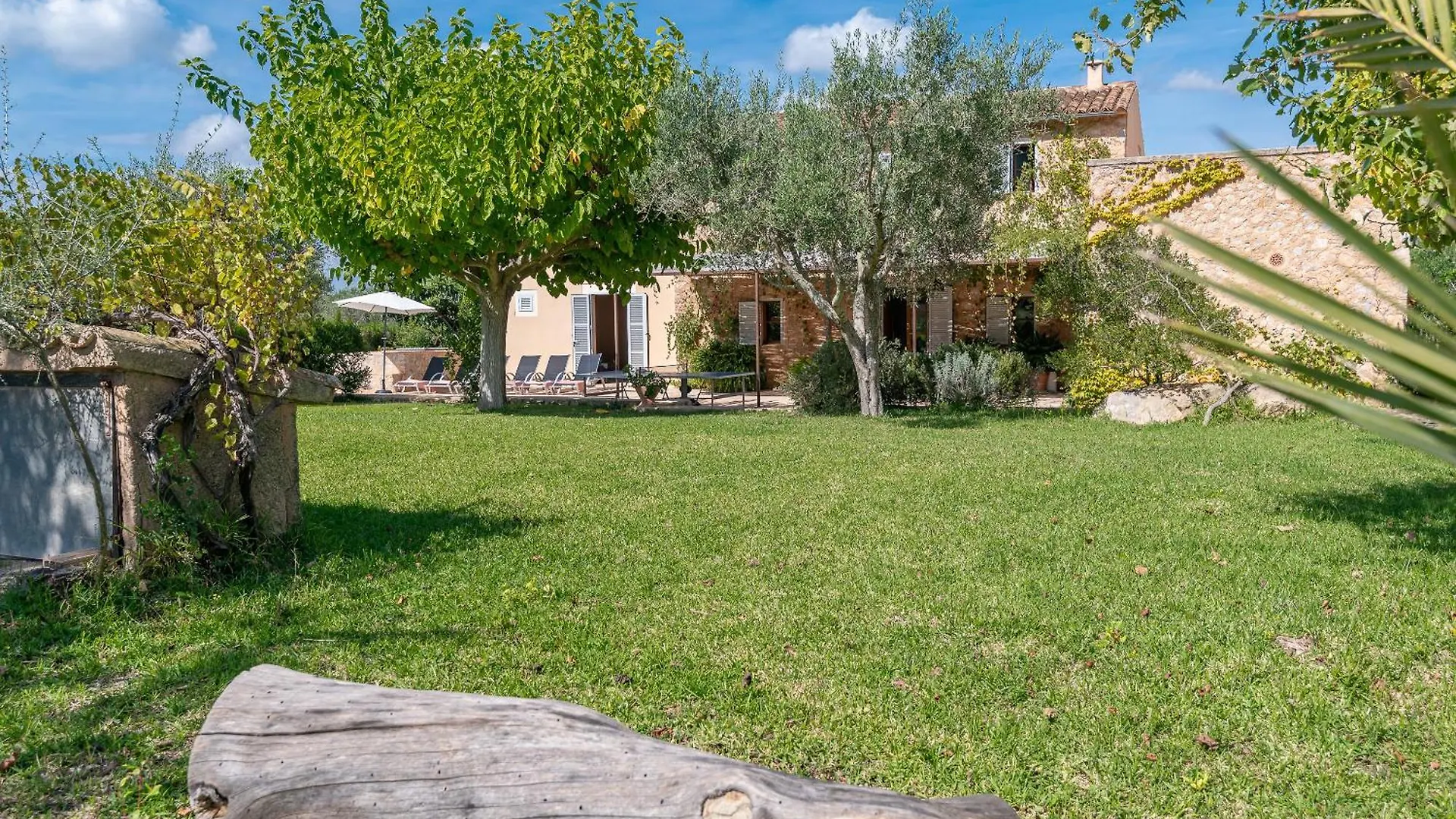Villa La Corbaia By Sealand Villas Arta