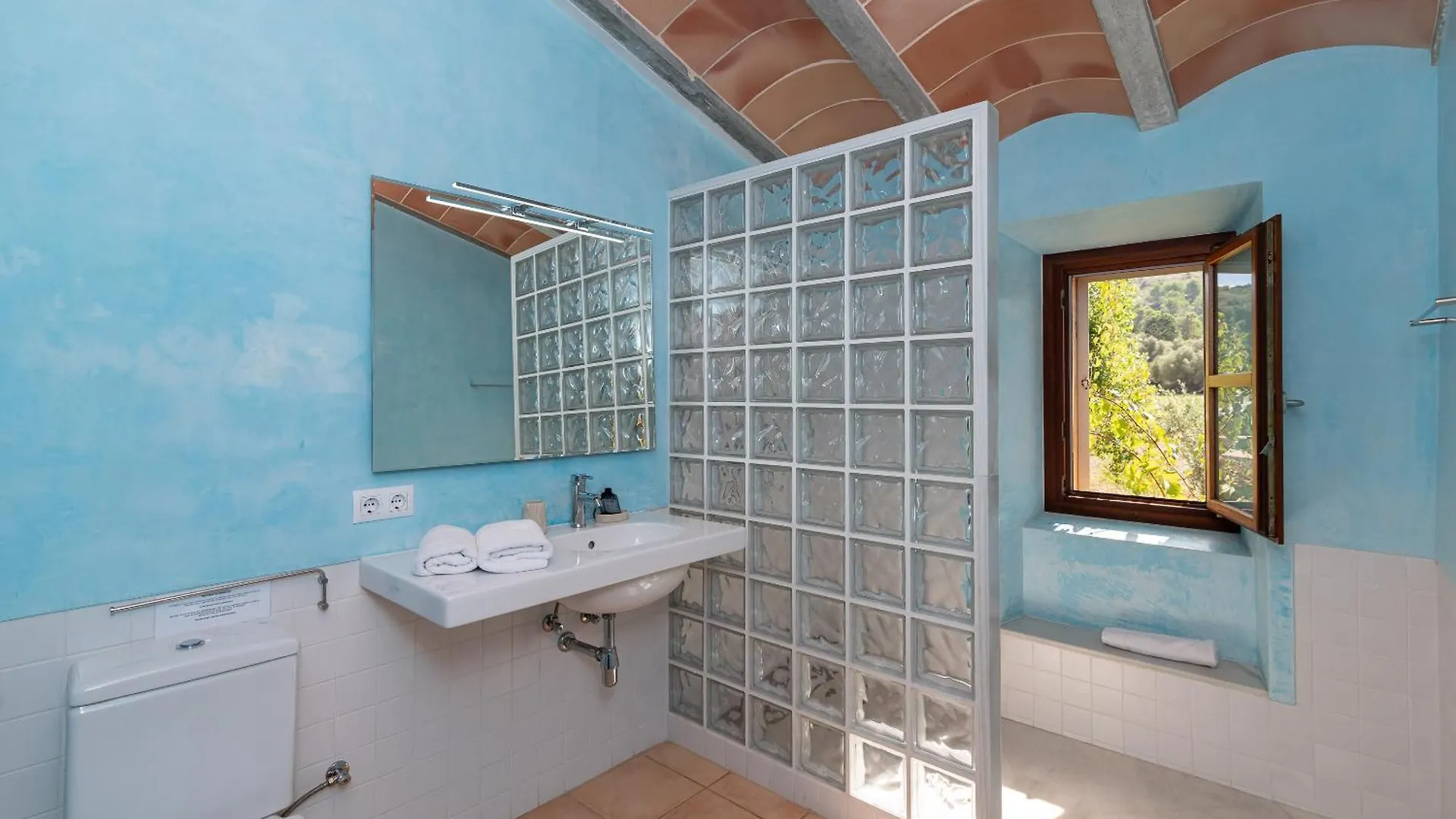 Villa La Corbaia By Sealand Villas Arta Spain