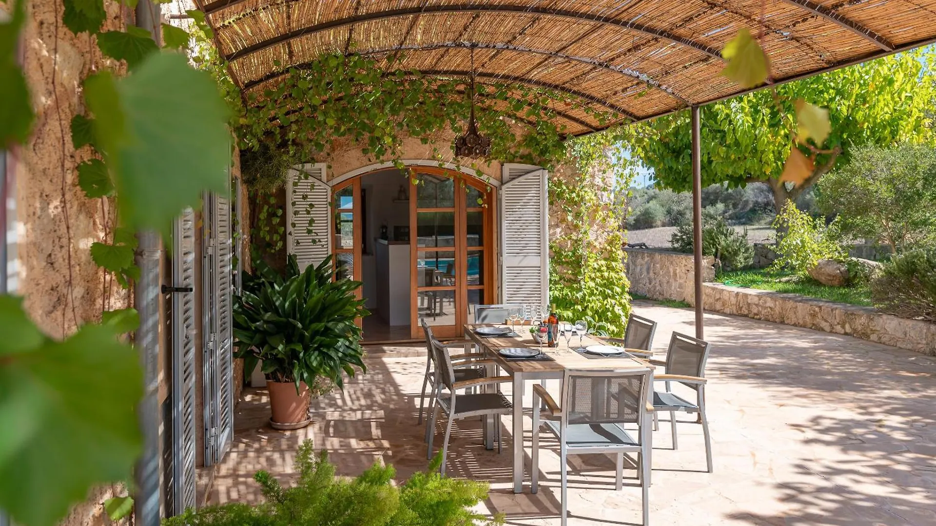 Villa La Corbaia By Sealand Villas Arta